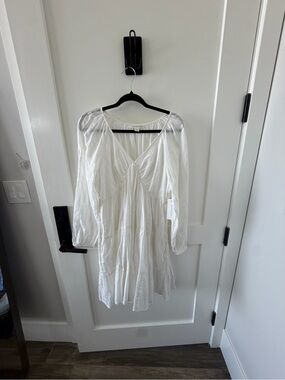 Treasure & Bond Cream V-Neck Tiered Gauze Dress
